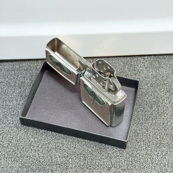 Zippo Lighter Lucky Clover Silver 20364 - Picture 6 of 8